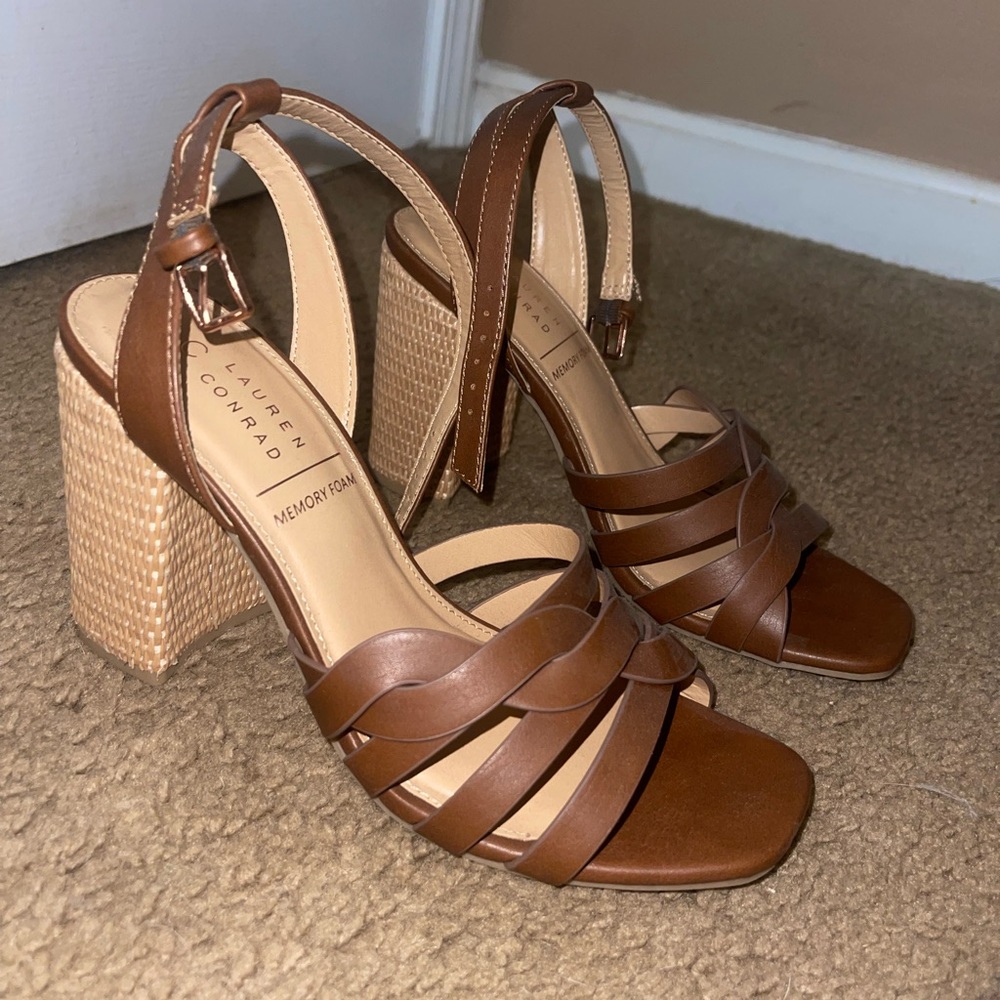Brand Lauren Conrad : color brown sizing 8.5 in women’s
